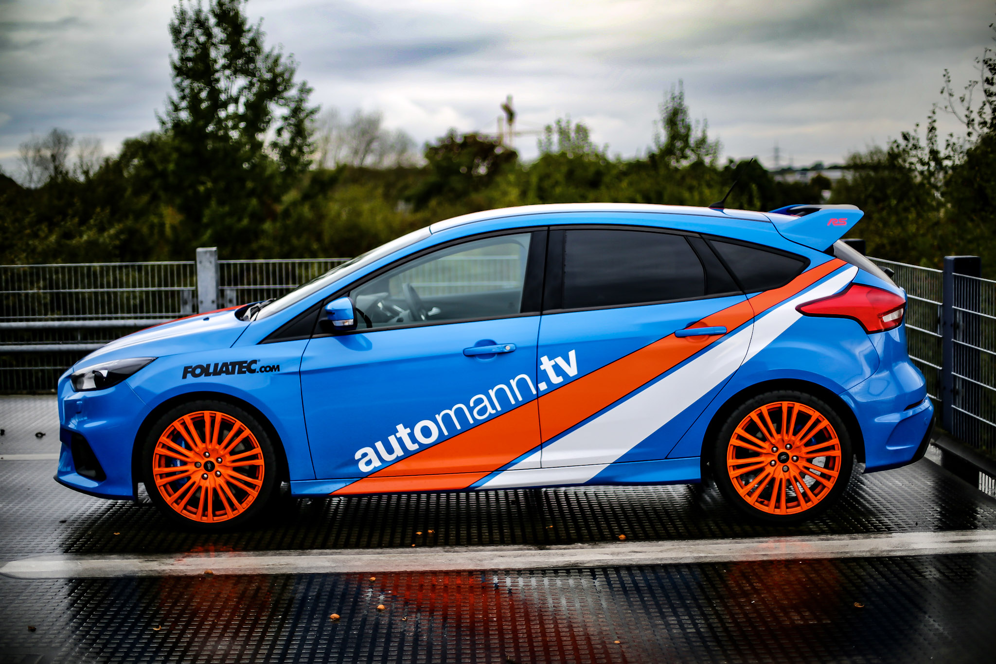 Ford Focus RS — photo 8
