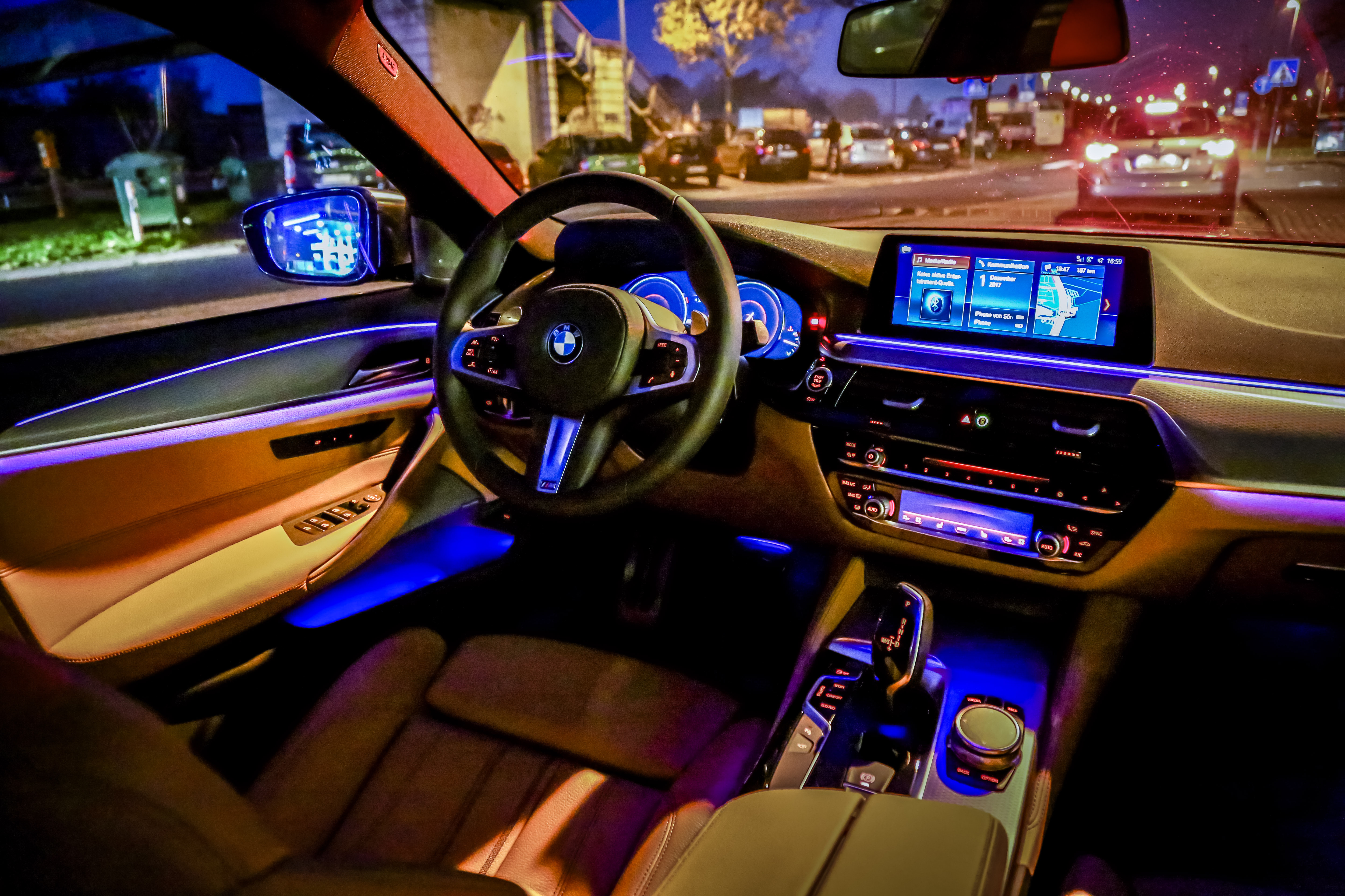 BMW 550i xDrive — photo 6