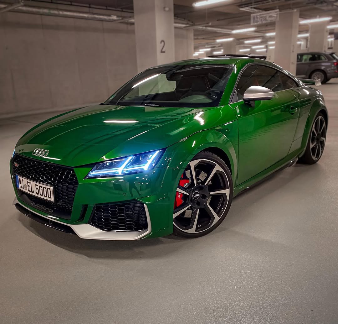 Audi TT RS — photo 6